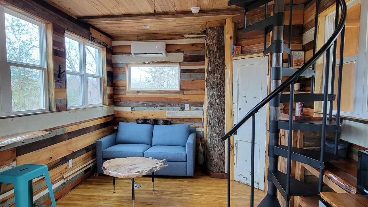 Photo of Livingroom in Pickens