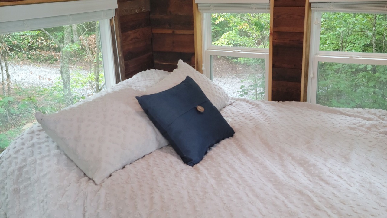 Photo of Bedroom in Pickens