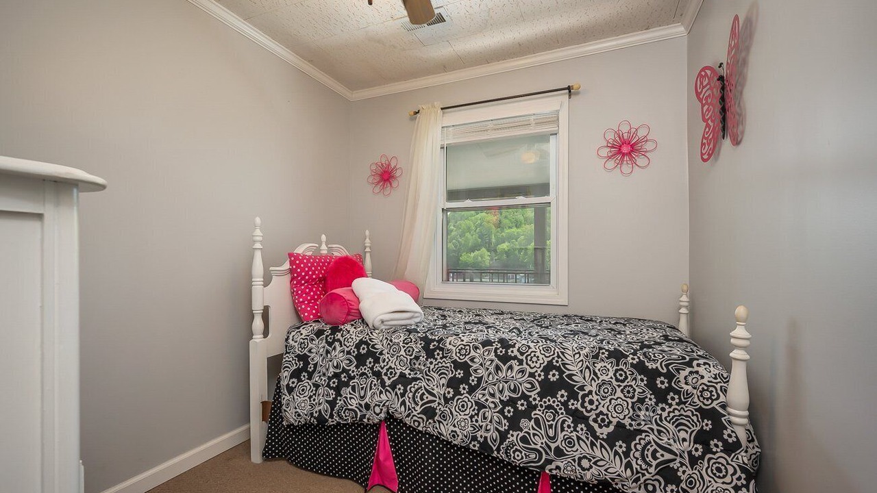 Photo of Bedroom in Sunset Cove