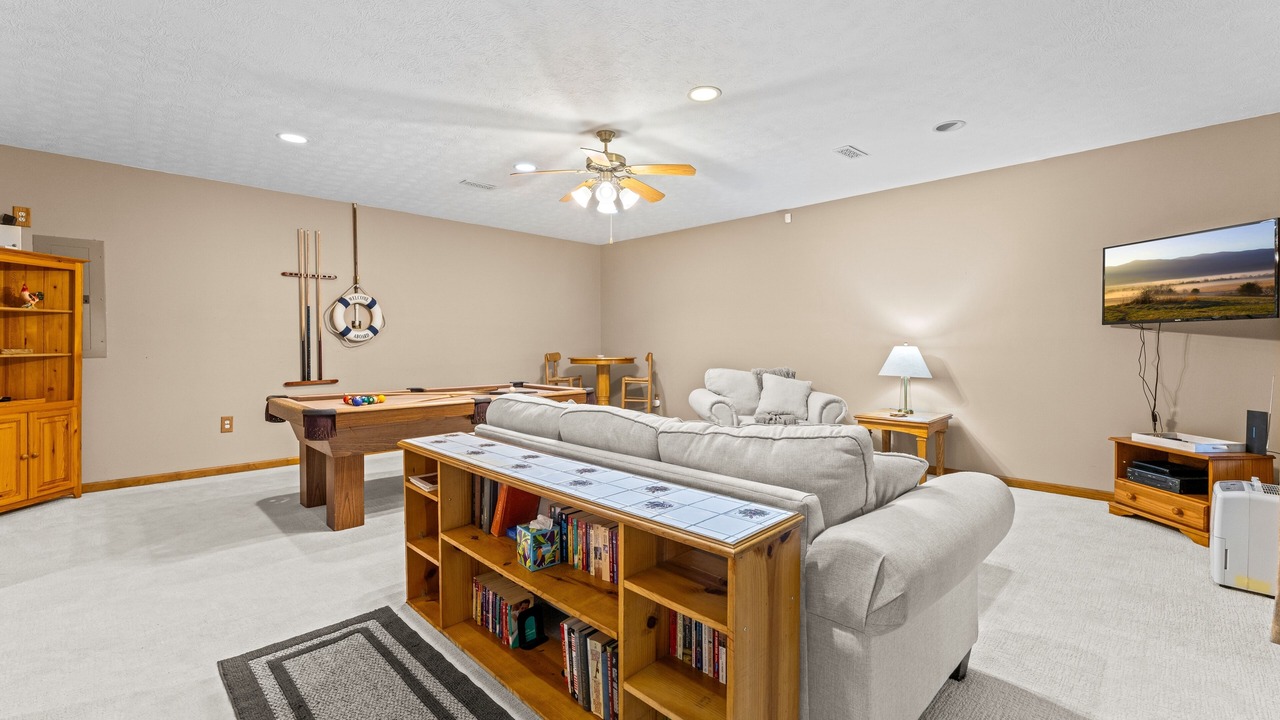 Photo of Livingroom in Sharps Chapel