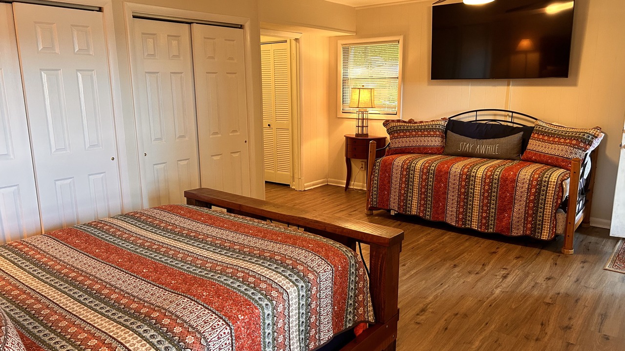 Photo of Bedroom in Hiawassee