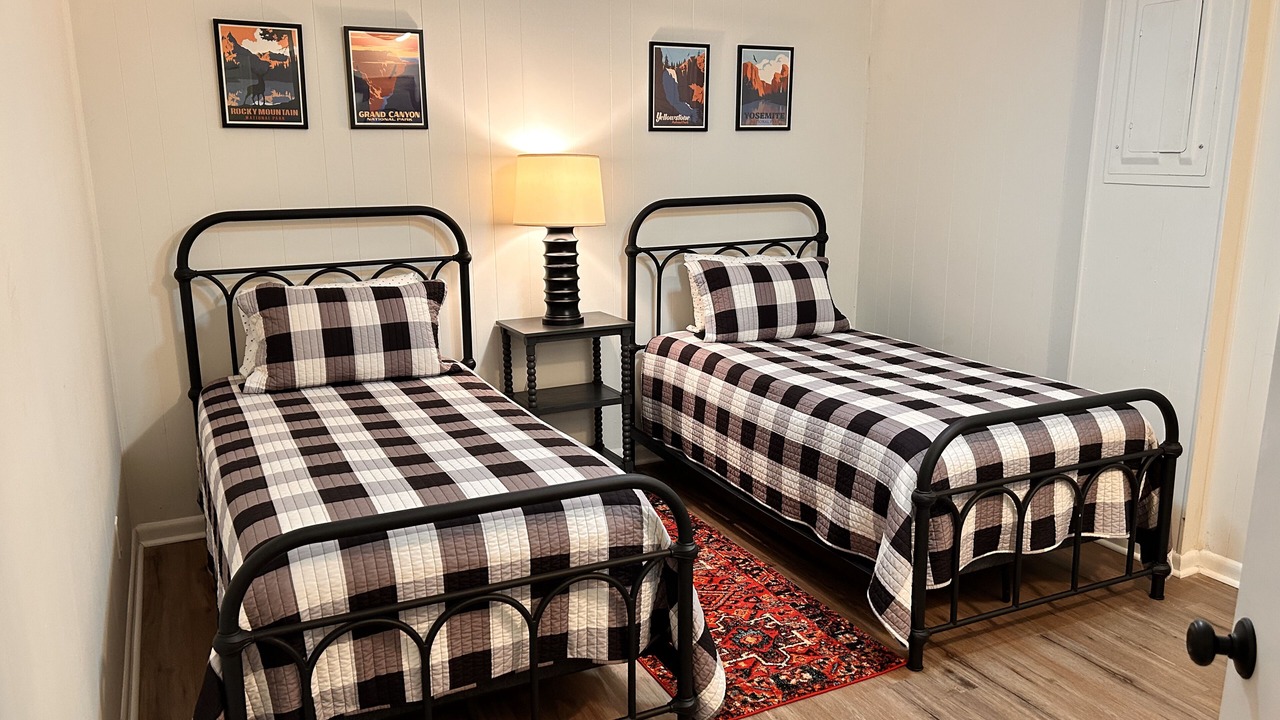 Photo of Bedroom in Hiawassee