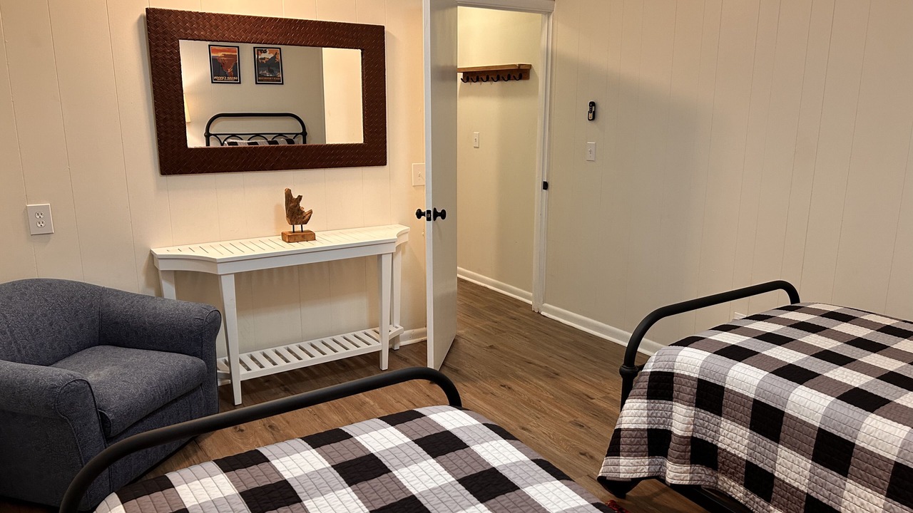 Photo of Bedroom in Hiawassee
