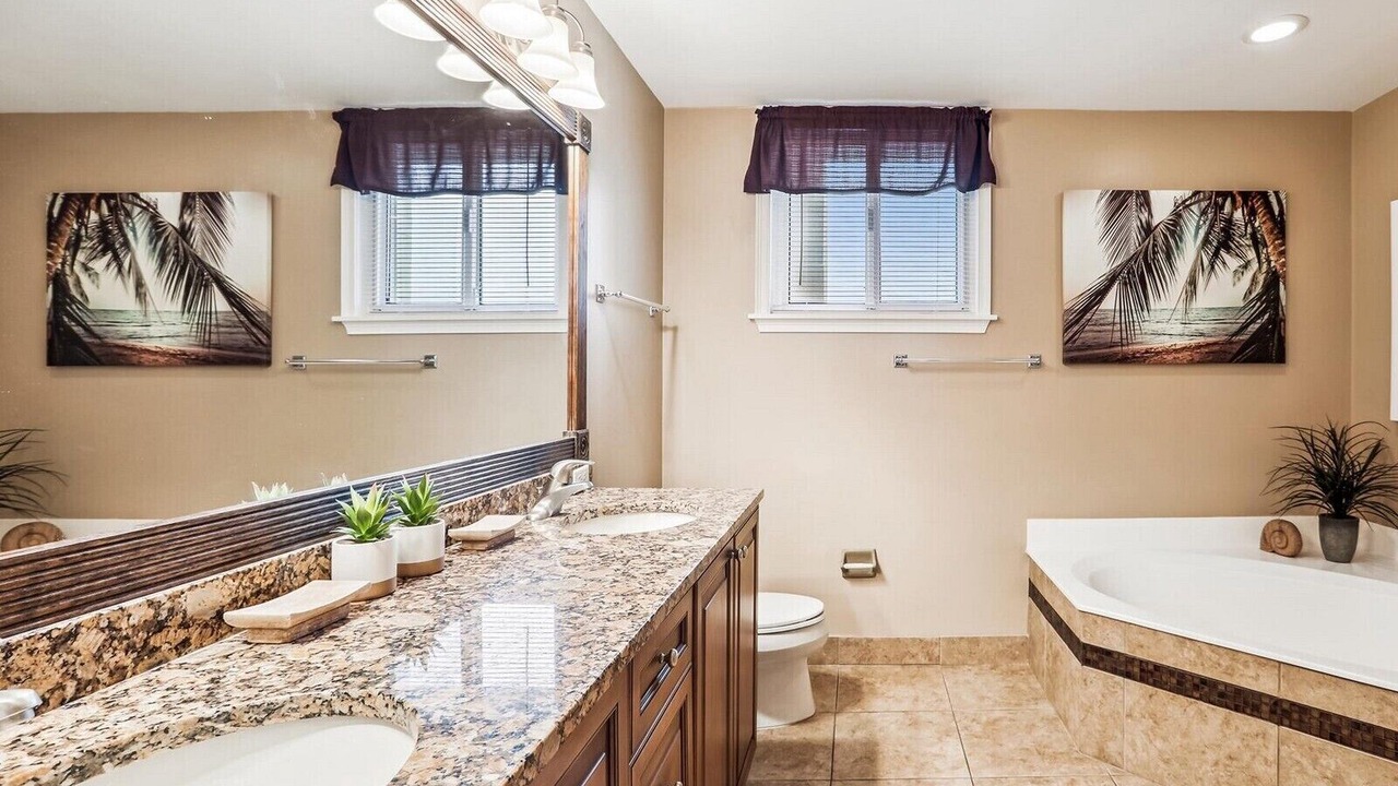 Photo of Bathroom in North Forest Beach