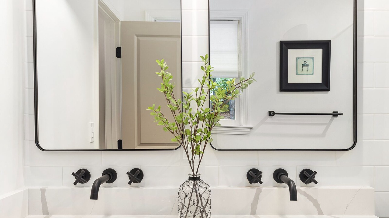 Photo of Bathroom in Northlake