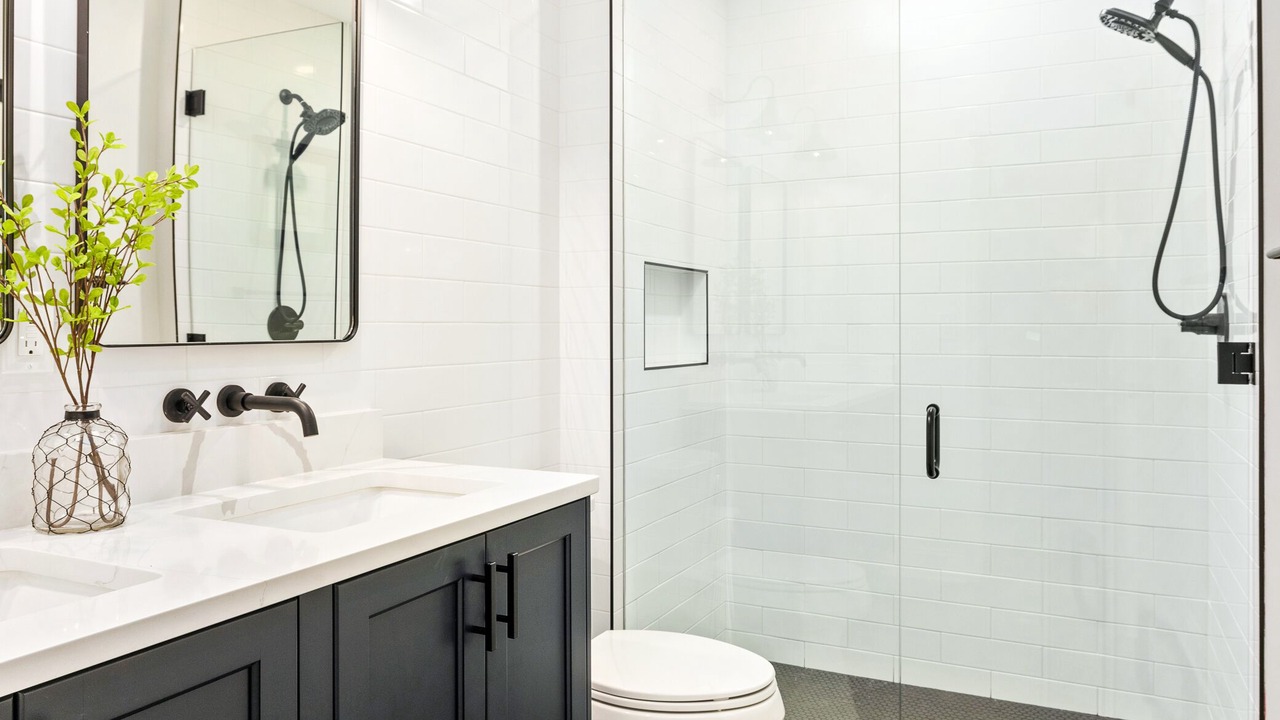 Photo of Bathroom in Northlake