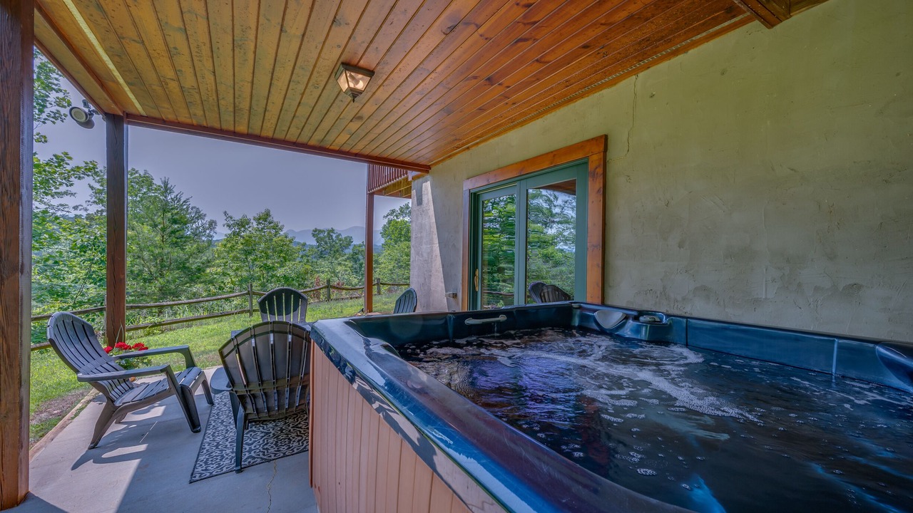 Photo of Patio Balcony in Lake Lure