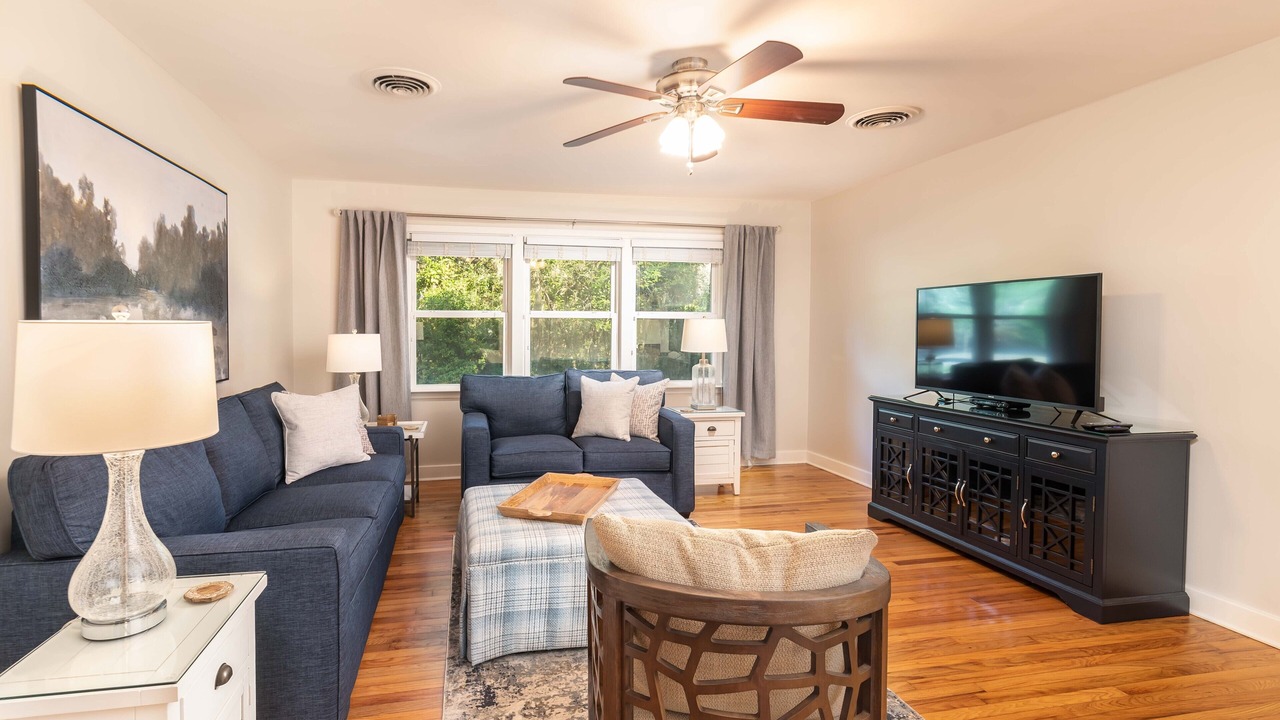 Photo of Livingroom in Pigeon Point