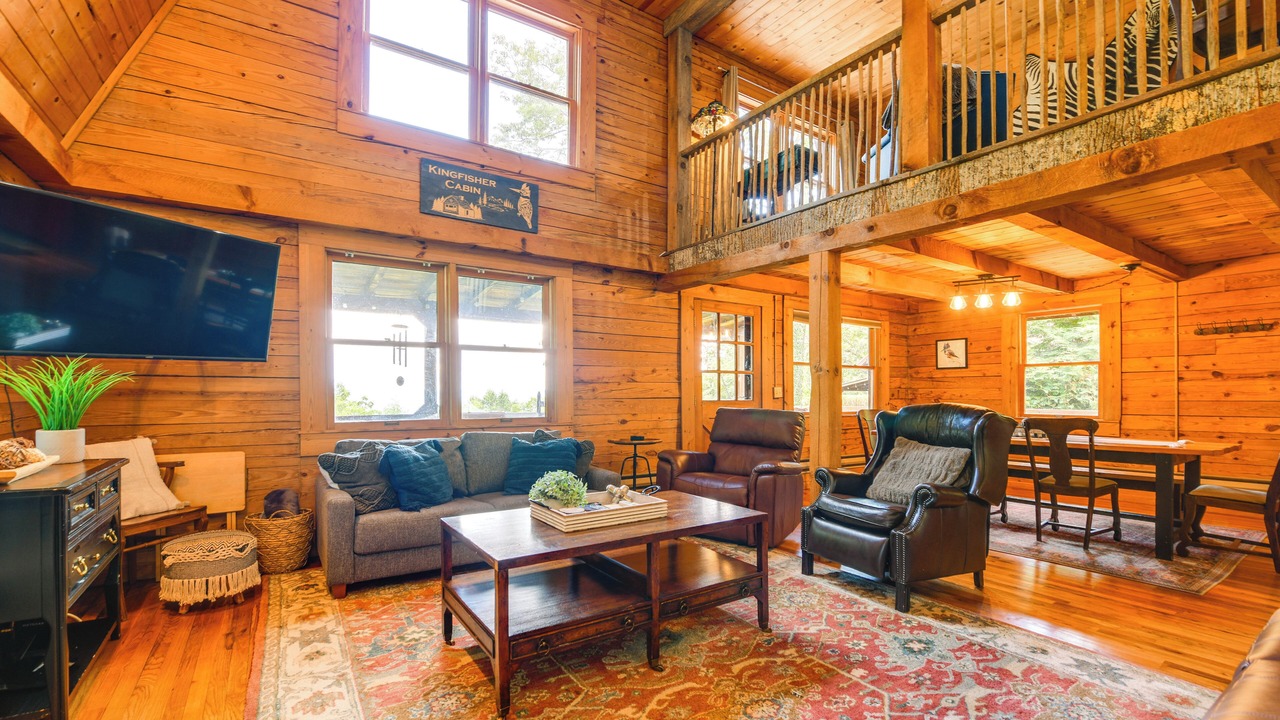 Photo of Livingroom in Waynesville