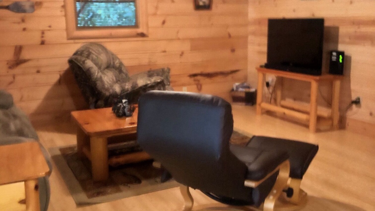 Photo of Livingroom in Oneida