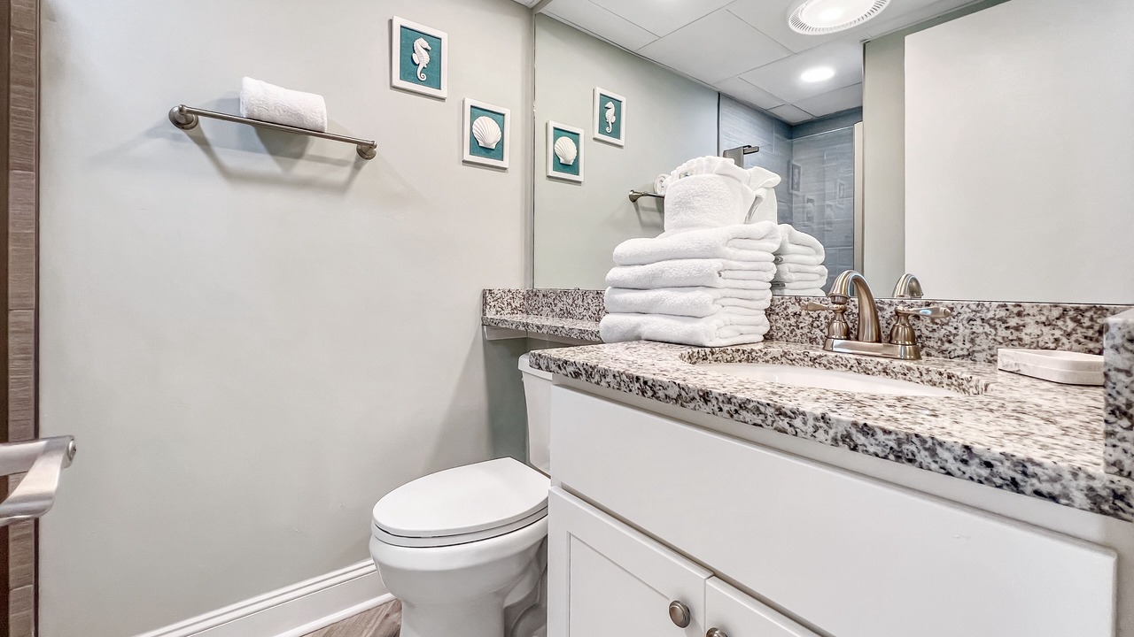 Photo of Bathroom in Arcadian Shores