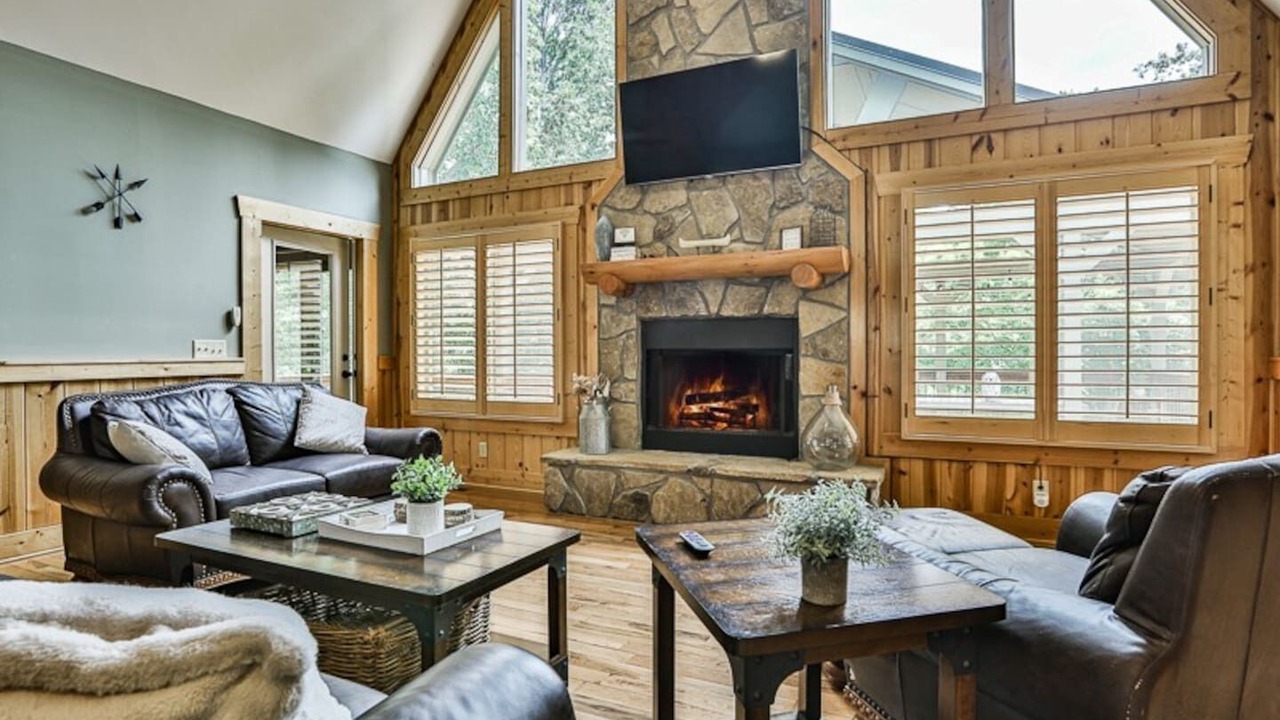 Photo of Livingroom in Ellijay