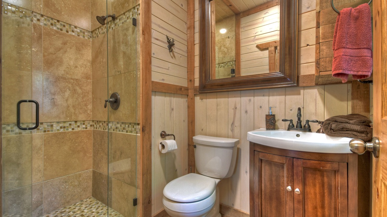 Photo of Bathroom in Blairsville