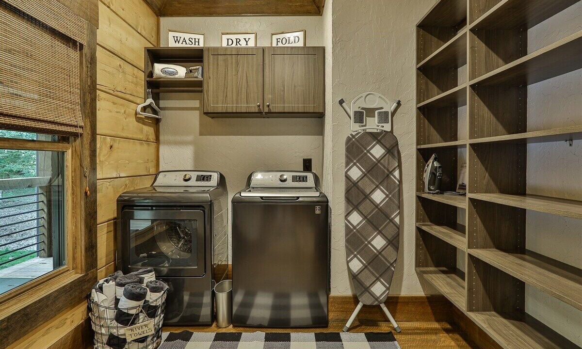 Photo of Bedroom in Ellijay