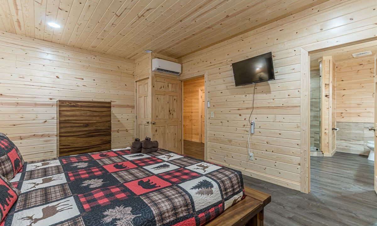Photo of Bedroom in Cleveland