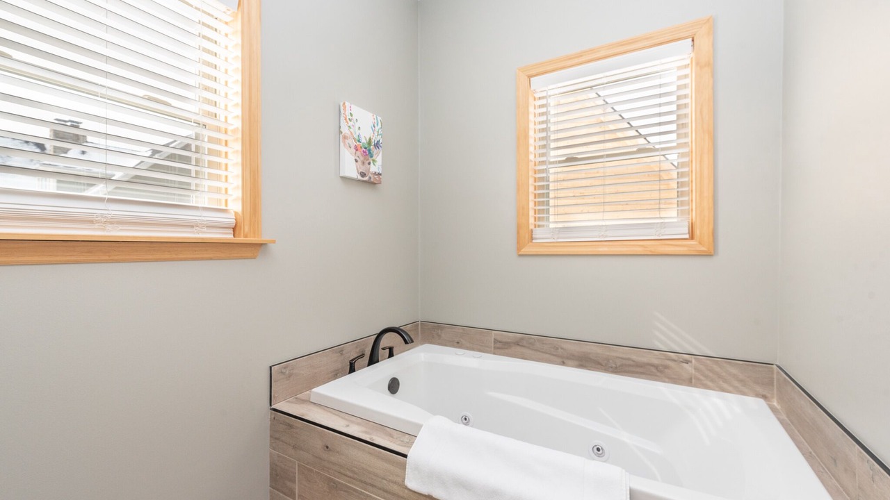 Photo of Bathroom in Waterfront Greens