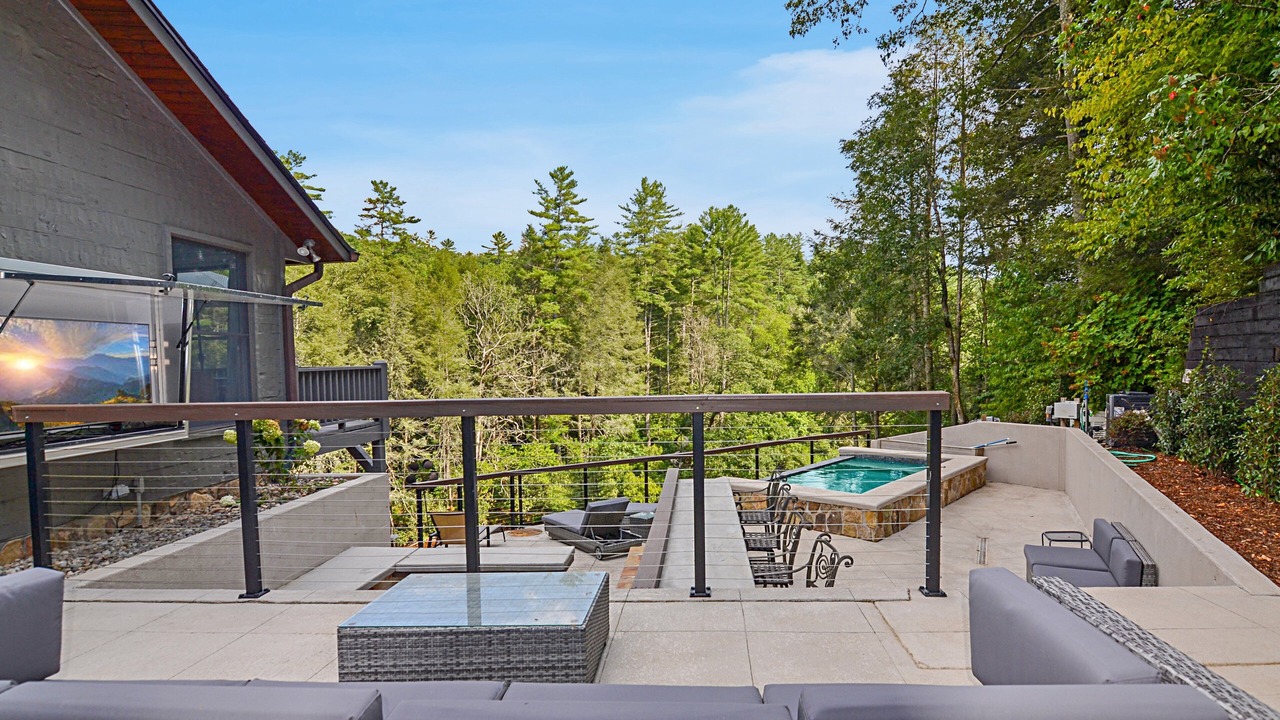 Photo of Patio Balcony in Blue Ridge
