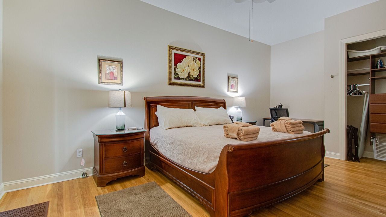 Photo of Bedroom in North Forest Beach