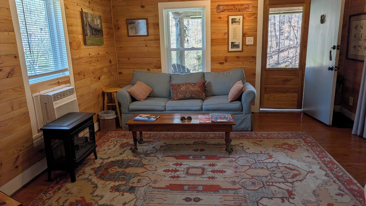 Photo of Livingroom in Fairview