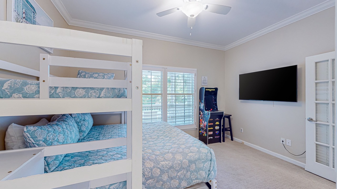 Photo of Bedroom in North Forest Beach