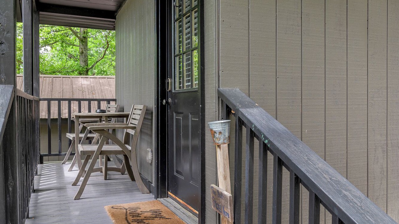 Photo of Patio Balcony in Farmers