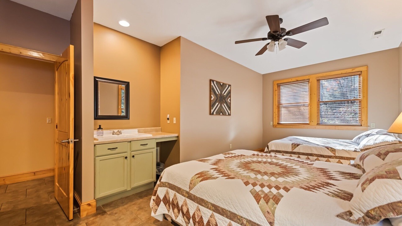 Photo of Bedroom in Bryson City