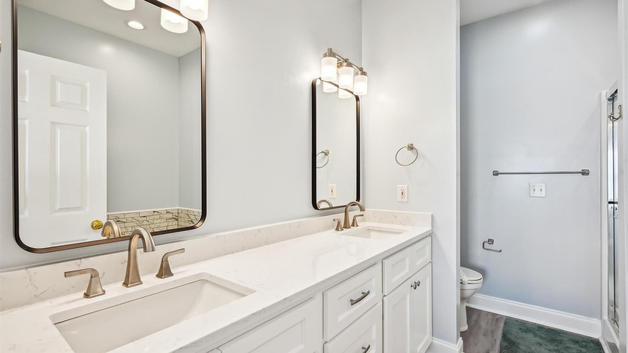 Photo of Bathroom in Ocean Drive