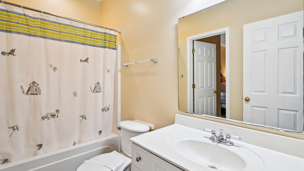 Photo of Bathroom in Ocean Drive