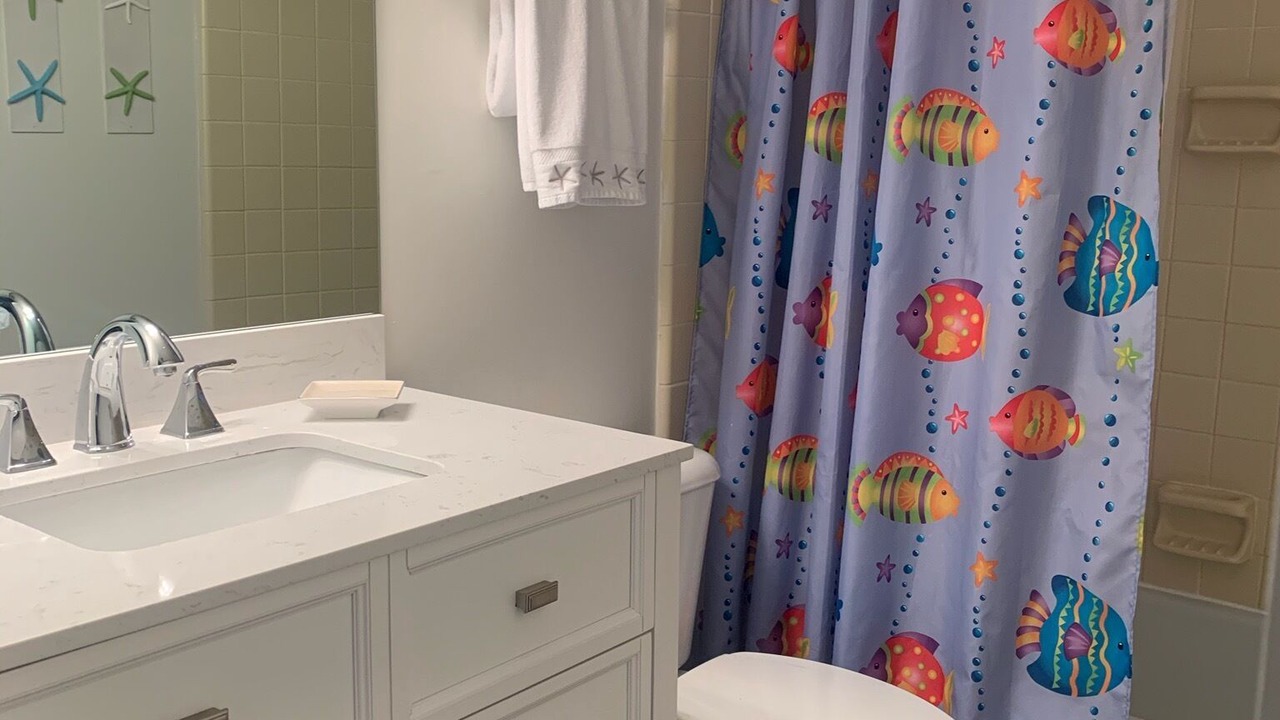 Photo of Bathroom in Palmetto Dunes