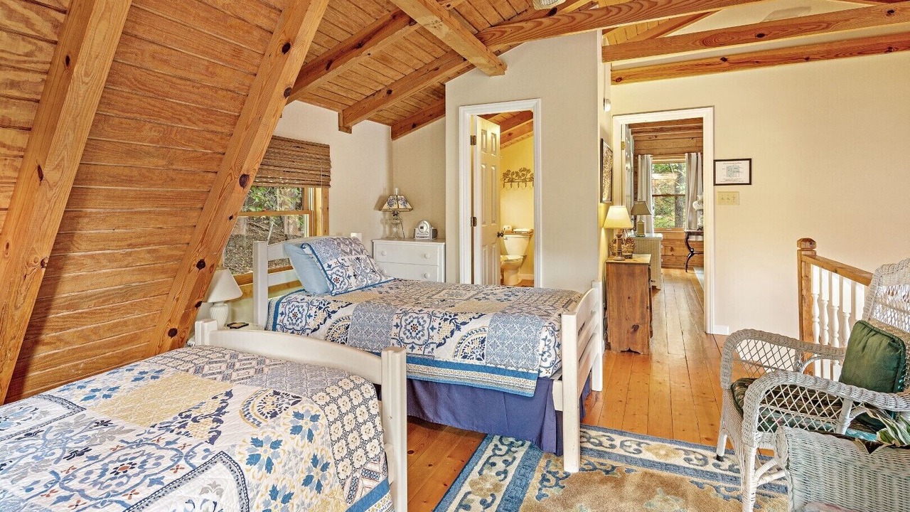 Photo of Bedroom in Lake Lure