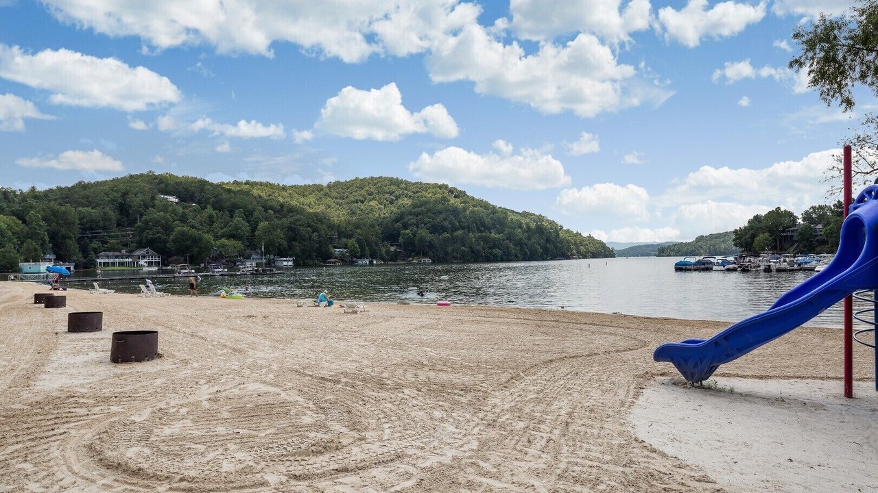 Photo of Others in Lake Lure