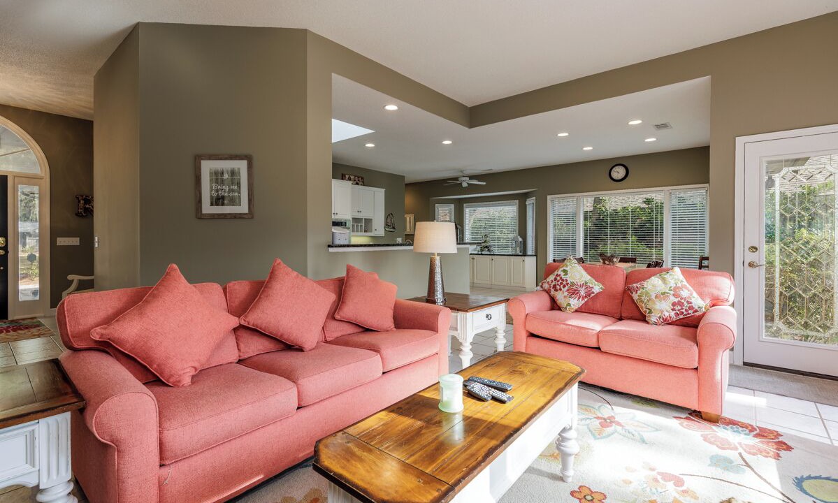 Photo of Livingroom in Heritage Woods