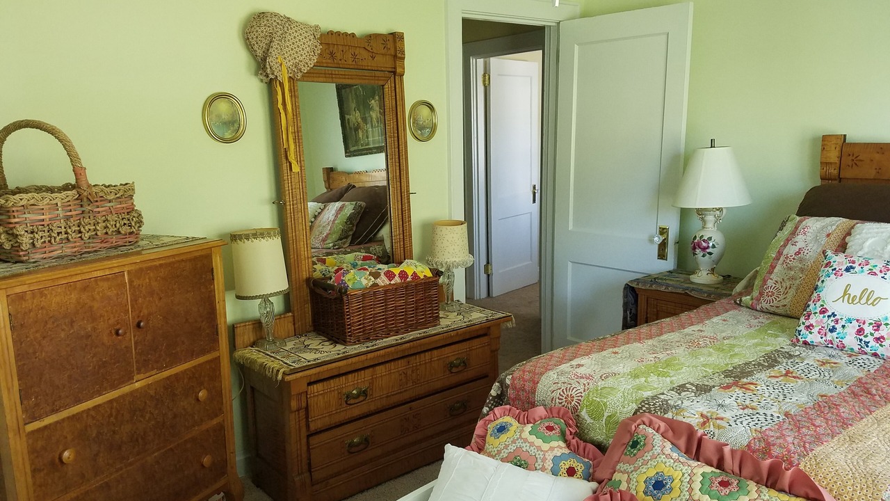 Photo of Bedroom in Ashland