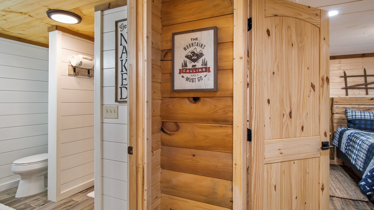 Photo of Bedroom in Bryson City