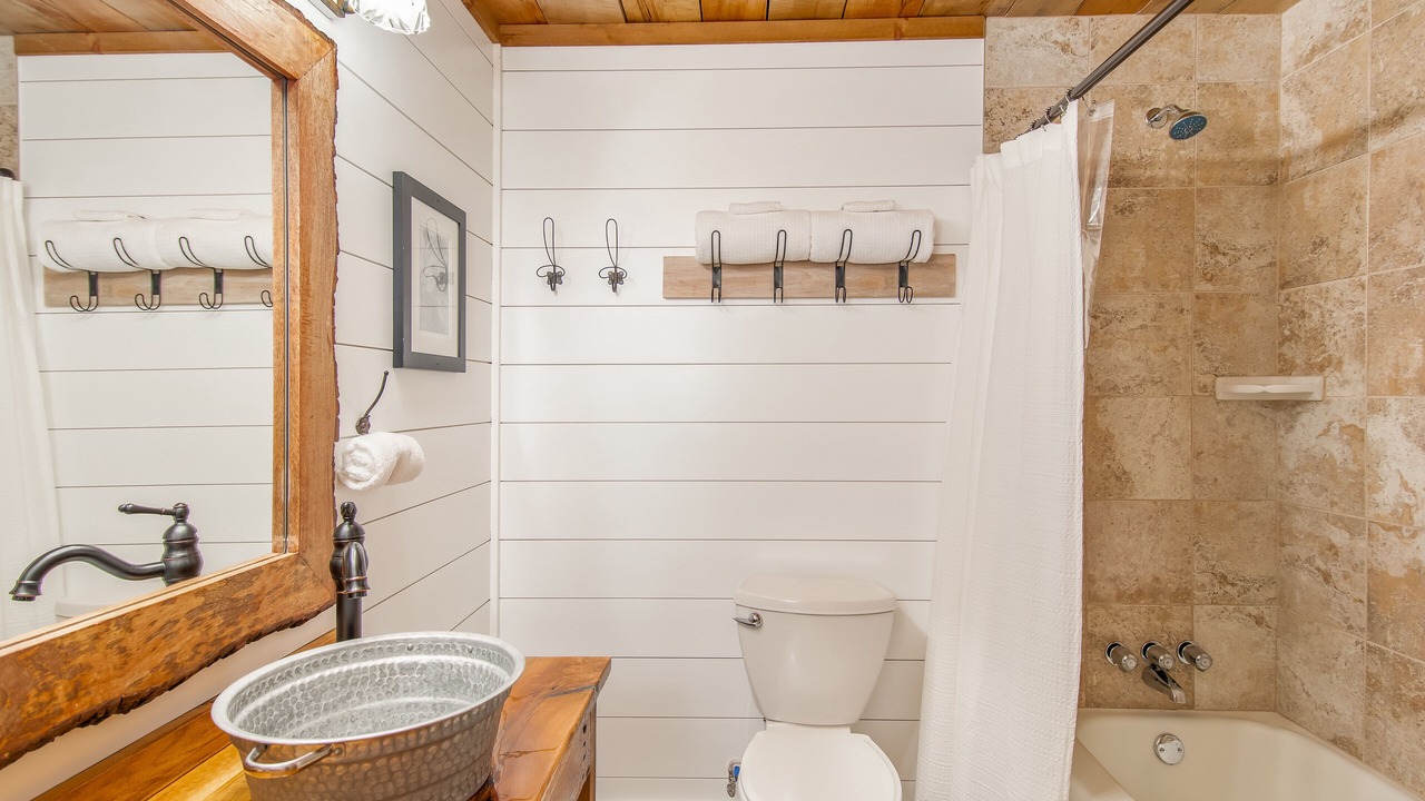 Photo of Bathroom in Bryson City