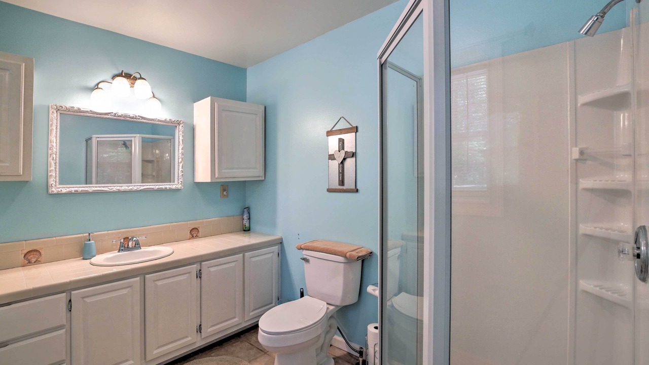Photo of Bathroom in Toccoa