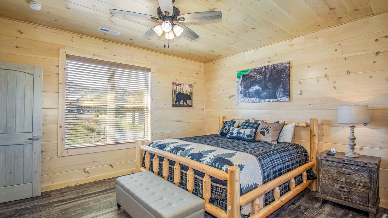 Photo of Bedroom in Cottage Gardens