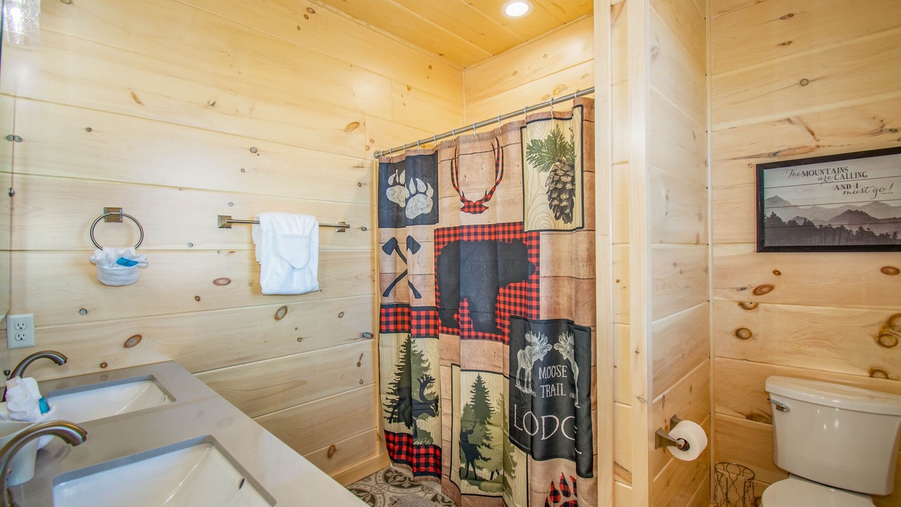 Photo of Bathroom in Cottage Gardens