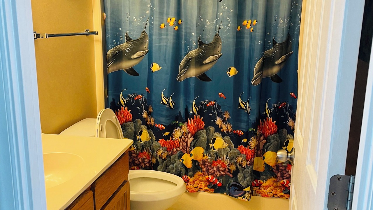Photo of Bathroom in Garden City