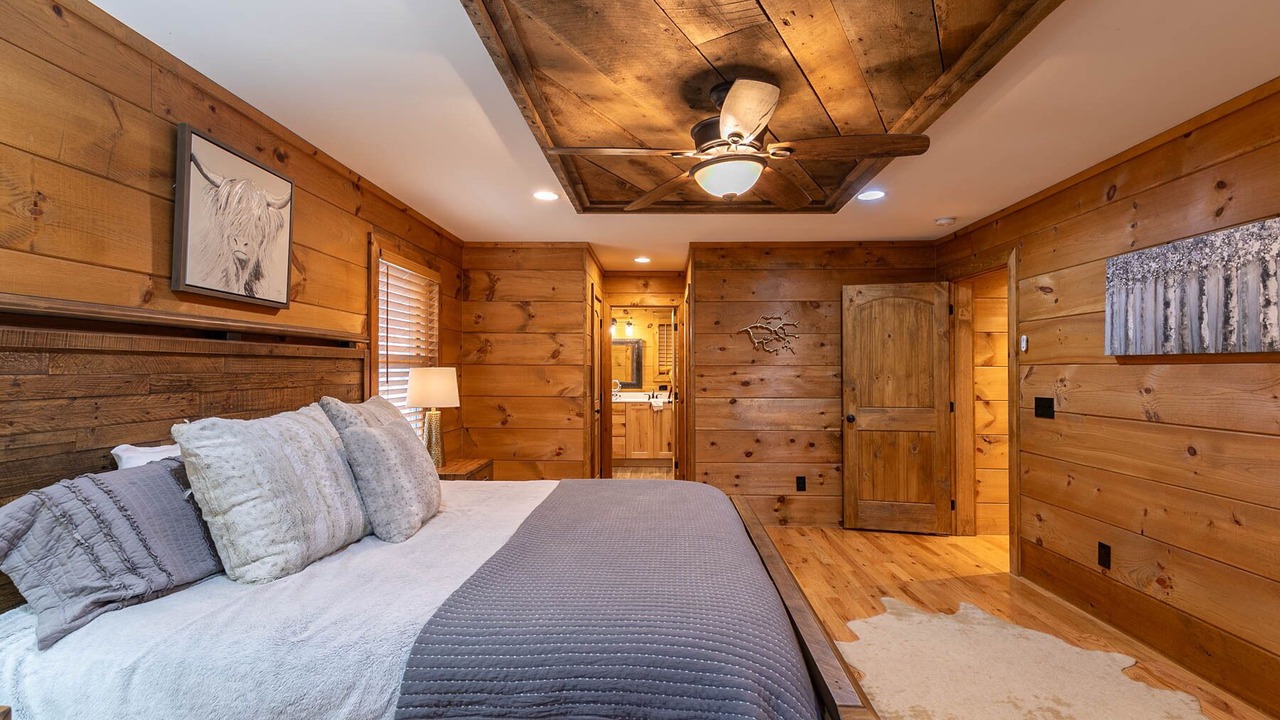 Photo of Bedroom in Banner Elk
