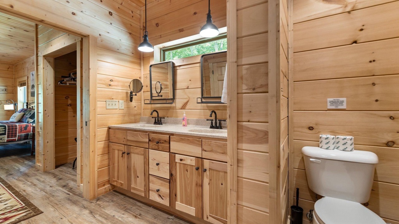 Photo of Bathroom in Zoe