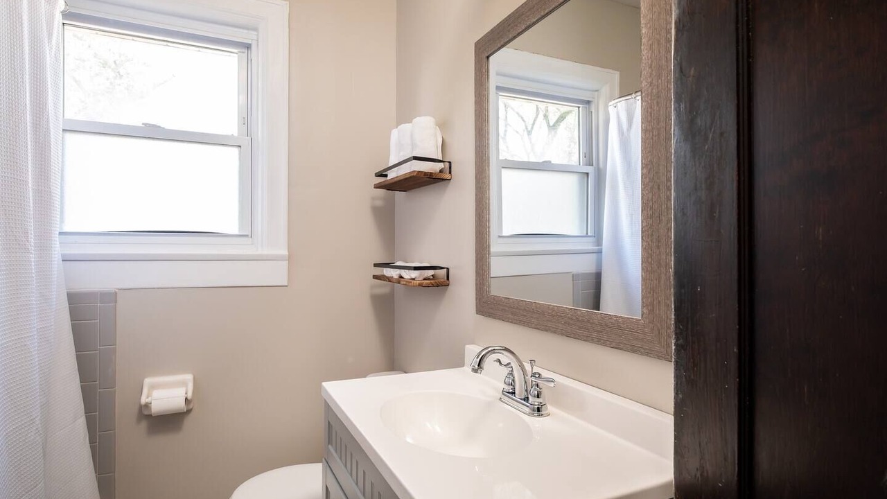 Photo of Bathroom in Belknap
