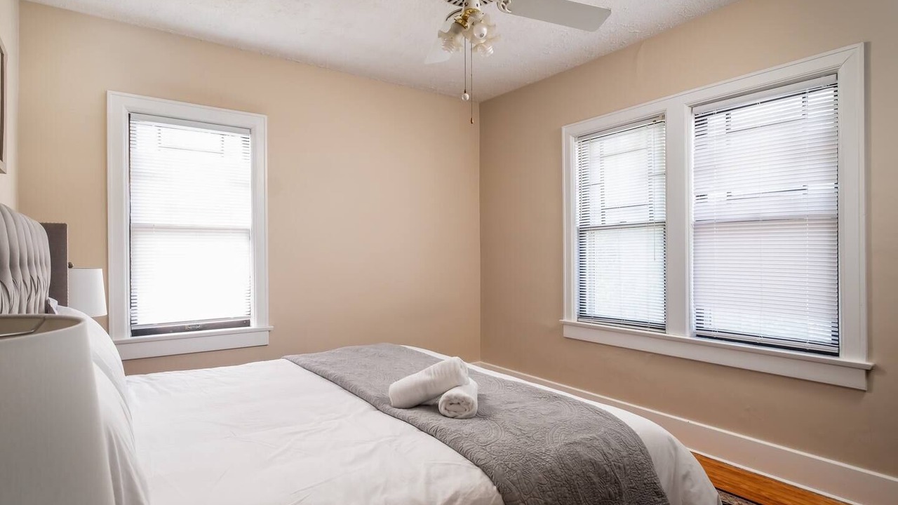 Photo of Bedroom in Belknap