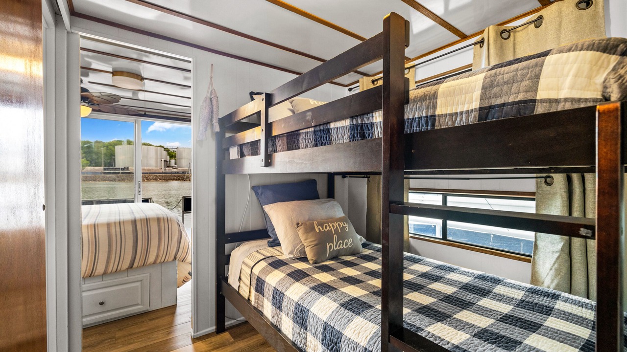 Photo of Bedroom in Downtown Knoxville