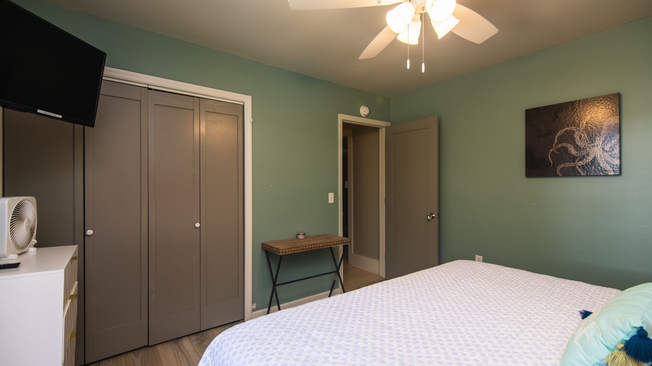 Photo of Bedroom in Edisto Island