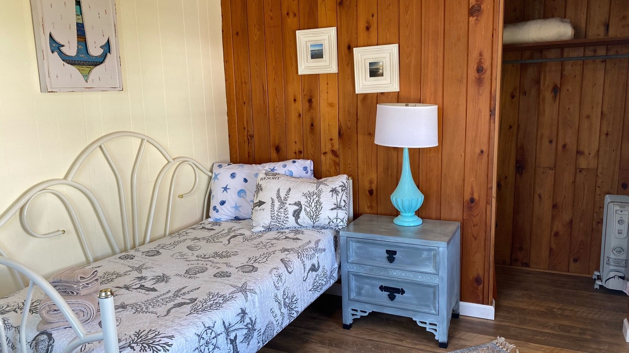 Photo of Bedroom in Cherry Grove Beach