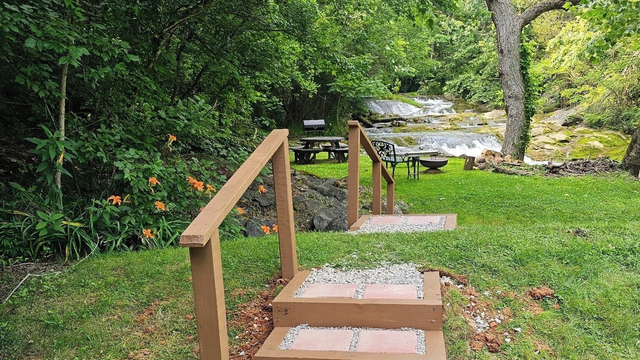 Photo of Outdoor in Dandridge