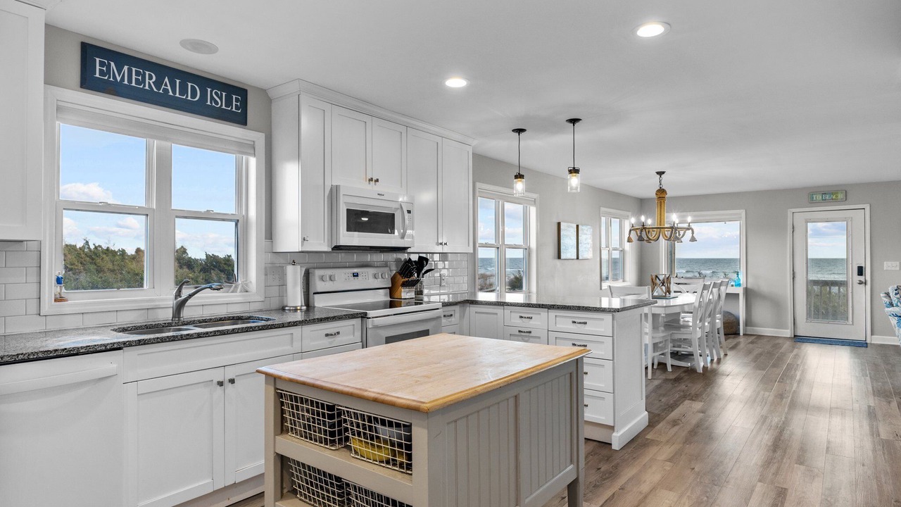 Photo of Kitchen in Emerald Isle
