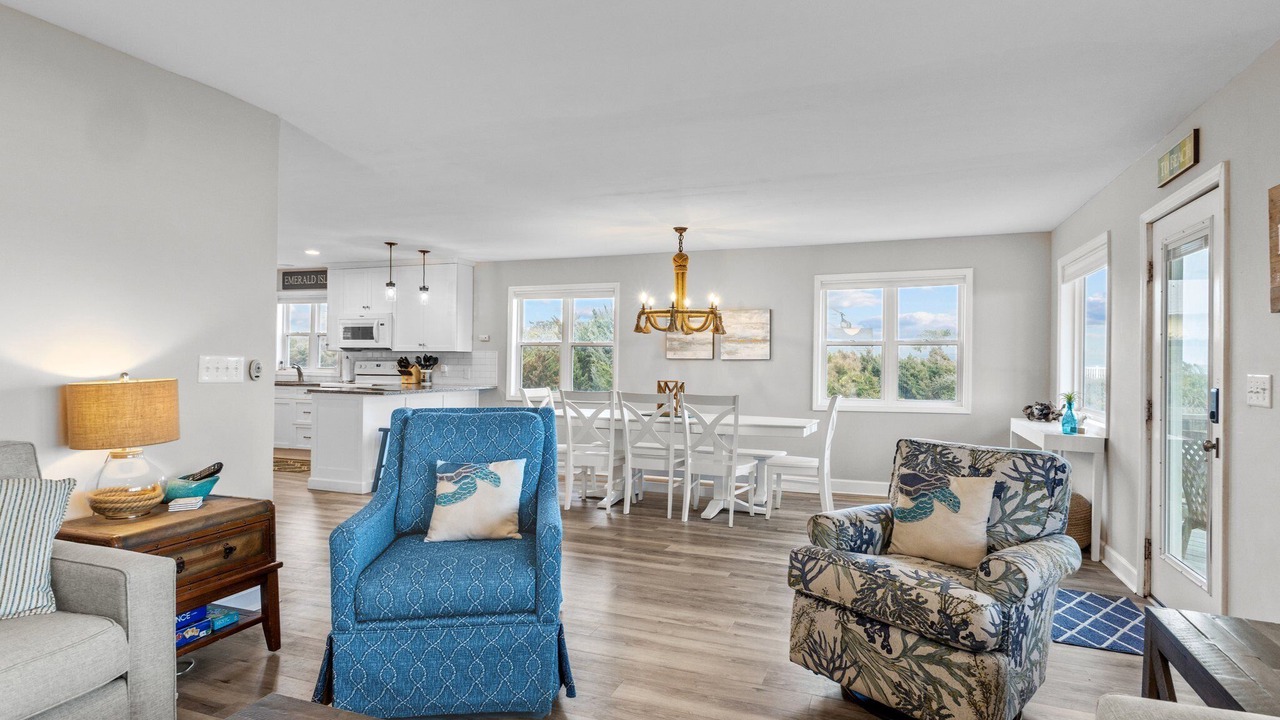 Photo of Livingroom in Emerald Isle