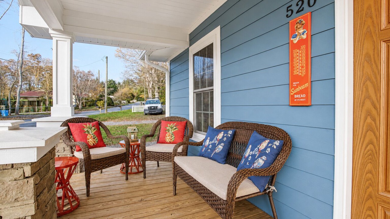 Photo of Outdoor in Oakley